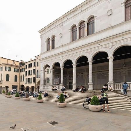 Enjoy Home - Appartamento Orologio, Piazza Dei Signori Падуя Экстерьер фото