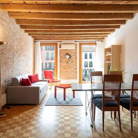 Enjoy Home - Appartamento Orologio, Piazza Dei Signori Падуя Экстерьер фото