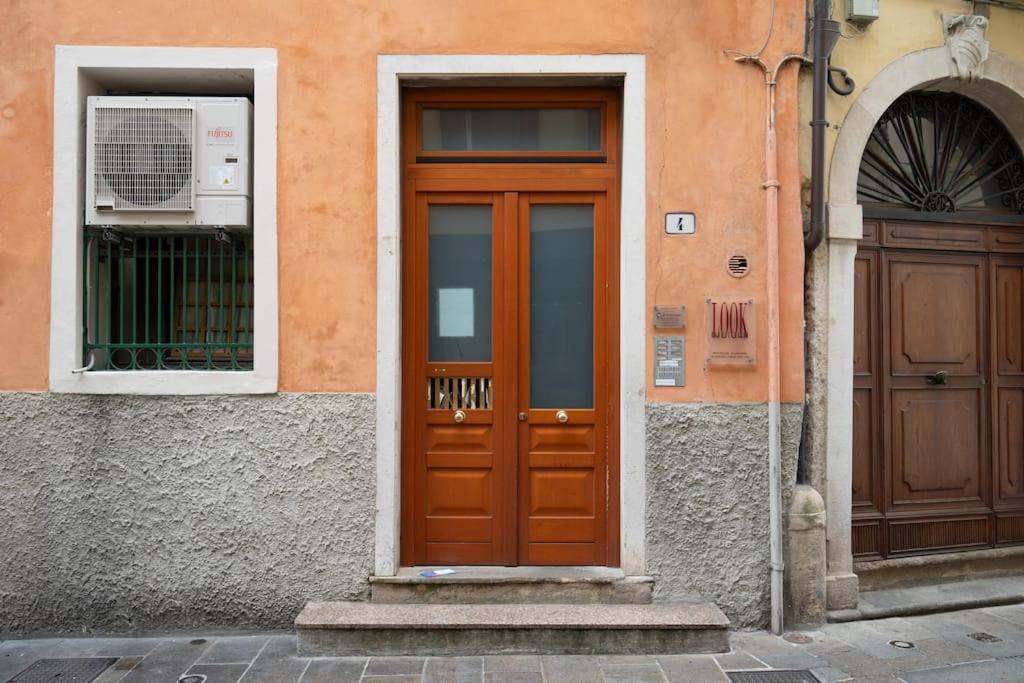Enjoy Home - Appartamento Orologio, Piazza Dei Signori Падуя Экстерьер фото