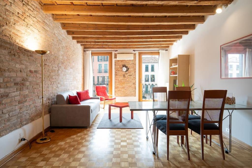 Enjoy Home - Appartamento Orologio, Piazza Dei Signori Падуя Экстерьер фото