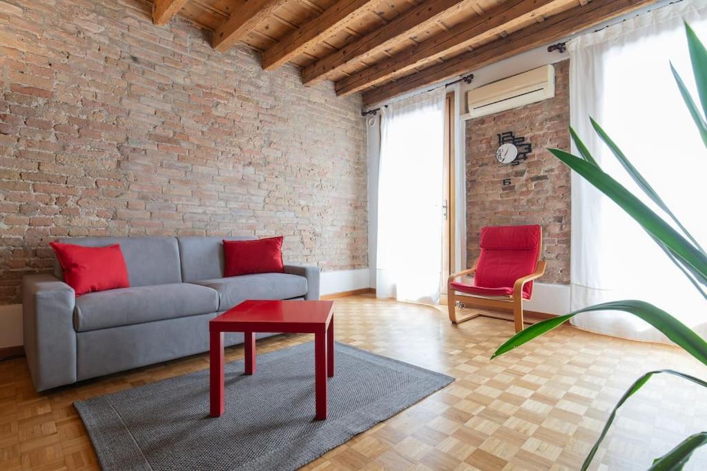 Enjoy Home - Appartamento Orologio, Piazza Dei Signori Падуя Экстерьер фото